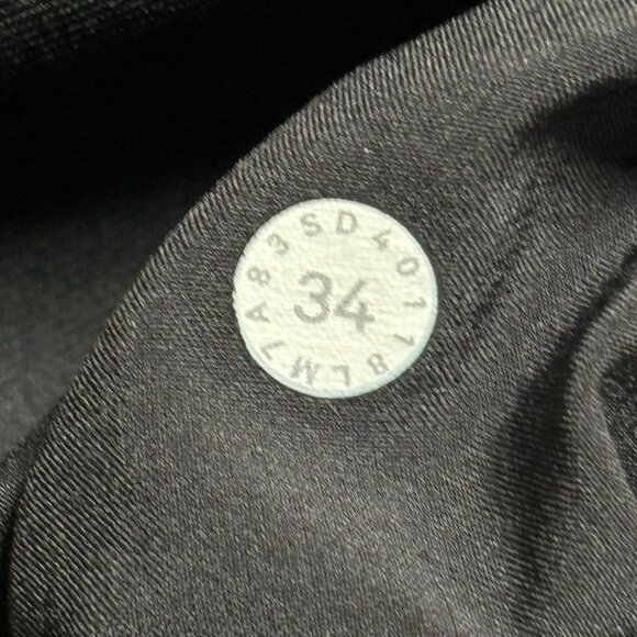 Lululemon Mens Commission Short Relaxed 11" Size 34 Warpstreme Black On the Move - Picture 13 of 13